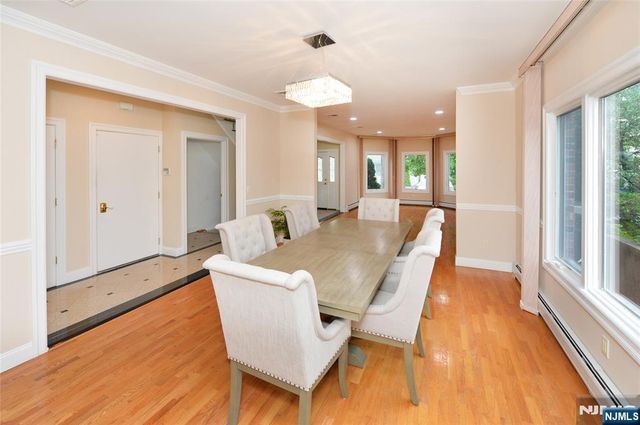 1056 Edgewood Lane, Fort Lee, NJ 07024