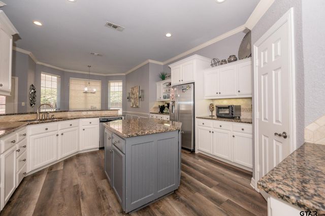 3141 Granbury Ct, Tyler, TX 75707