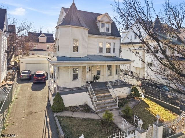 38 Nairn Pl, Newark City, NJ 07108
