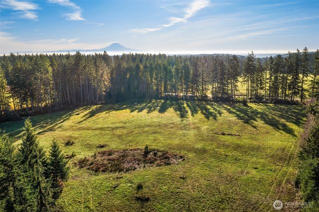 12302 SW 220th Street, Vashon, WA 98070