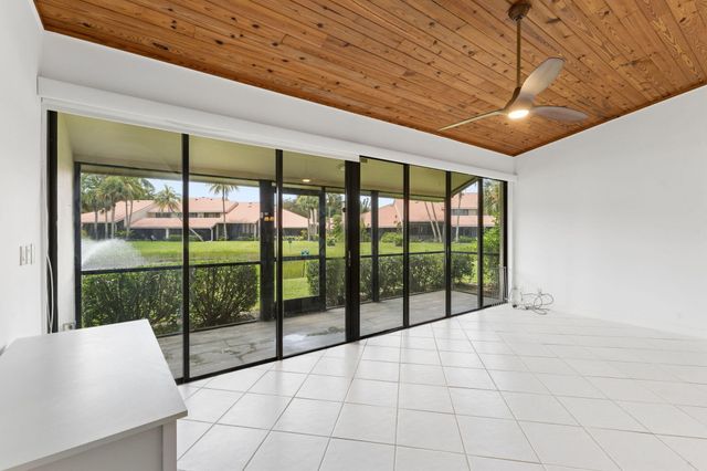 119 OLD MEADOW Way, Palm Beach Gardens, FL 33418