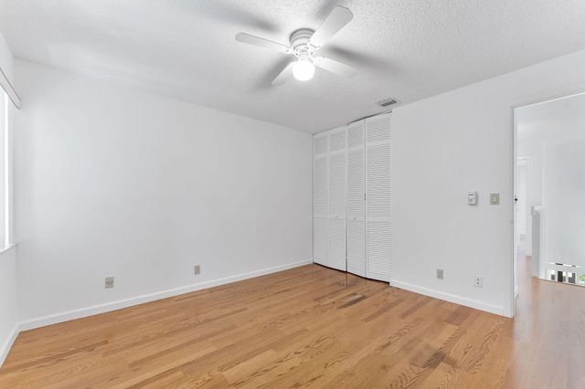 119 OLD MEADOW Way, Palm Beach Gardens, FL 33418