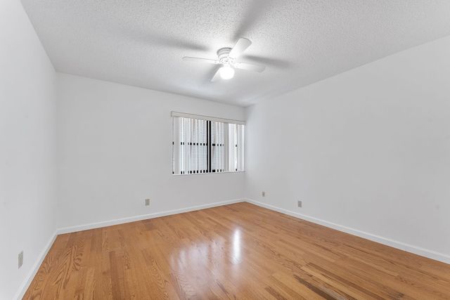 119 OLD MEADOW Way, Palm Beach Gardens, FL 33418