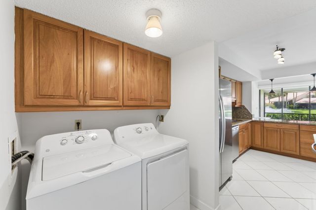 119 OLD MEADOW Way, Palm Beach Gardens, FL 33418