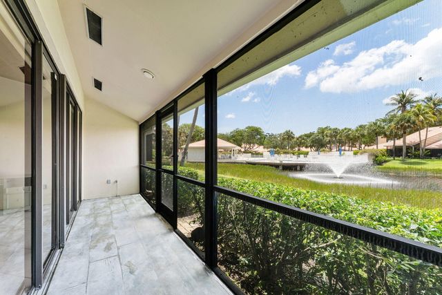 119 OLD MEADOW Way, Palm Beach Gardens, FL 33418