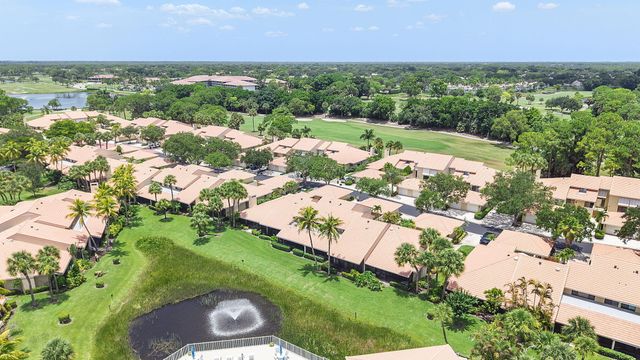 119 OLD MEADOW Way, Palm Beach Gardens, FL 33418