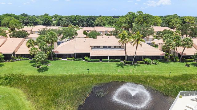 119 OLD MEADOW Way, Palm Beach Gardens, FL 33418