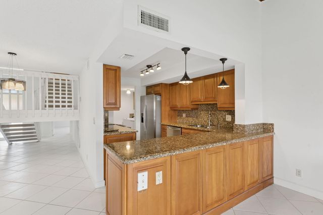 119 OLD MEADOW Way, Palm Beach Gardens, FL 33418