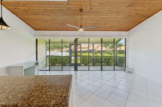 119 OLD MEADOW Way, Palm Beach Gardens, FL 33418