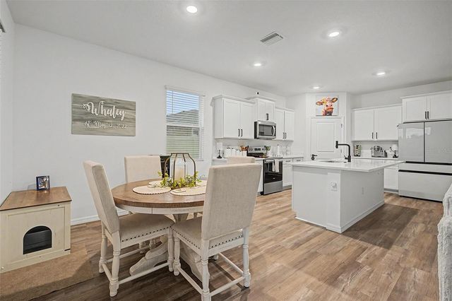 7815 WHEAT STONE DRIVE, Zephyrhills, FL 33540