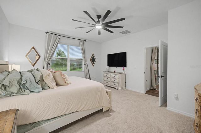 7815 WHEAT STONE DRIVE, Zephyrhills, FL 33540