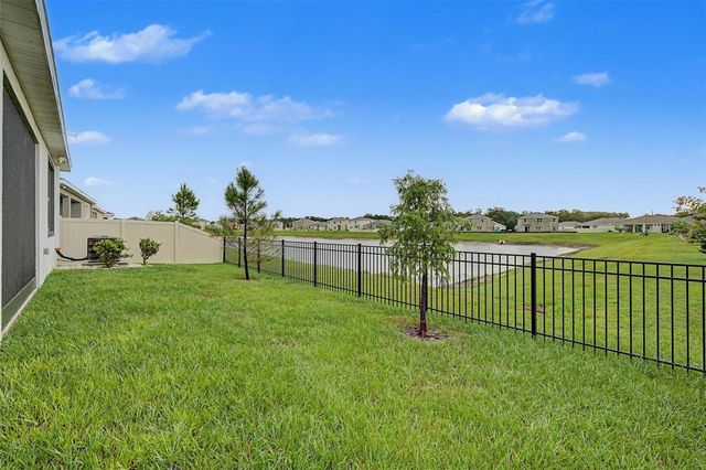 7815 WHEAT STONE DRIVE, Zephyrhills, FL 33540