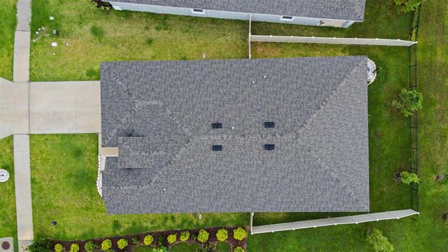 7815 WHEAT STONE DRIVE, Zephyrhills, FL 33540