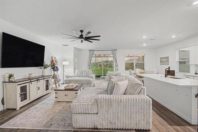 7815 WHEAT STONE DRIVE, Zephyrhills, FL 33540