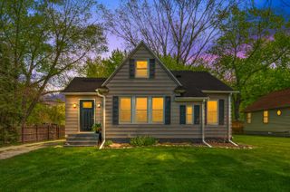 10497 California Road, Bridgman, MI 49106