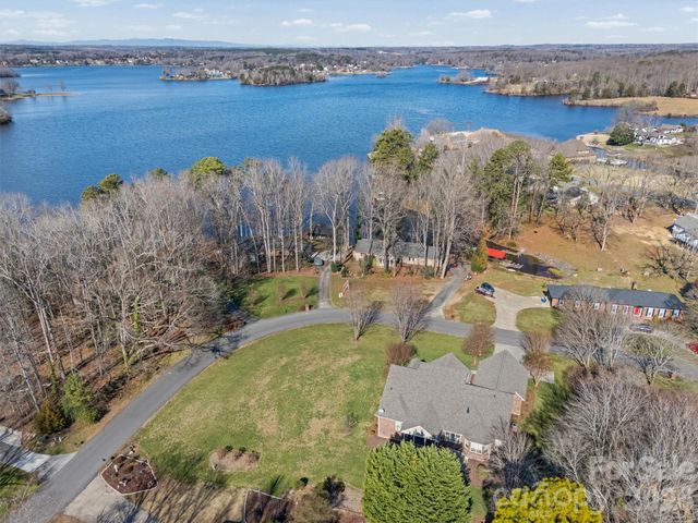 113 Quail Hollow Drive, Kings Mountain, NC 28086