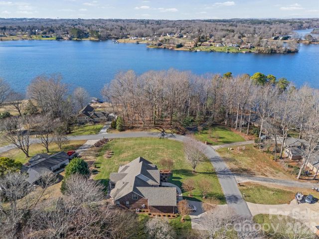 113 Quail Hollow Drive, Kings Mountain, NC 28086