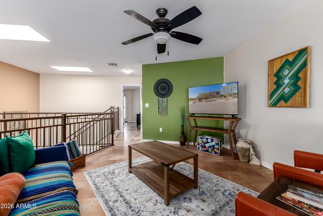 13022 N MOUNTAINSIDE Drive B, Fountain Hills, AZ 85268