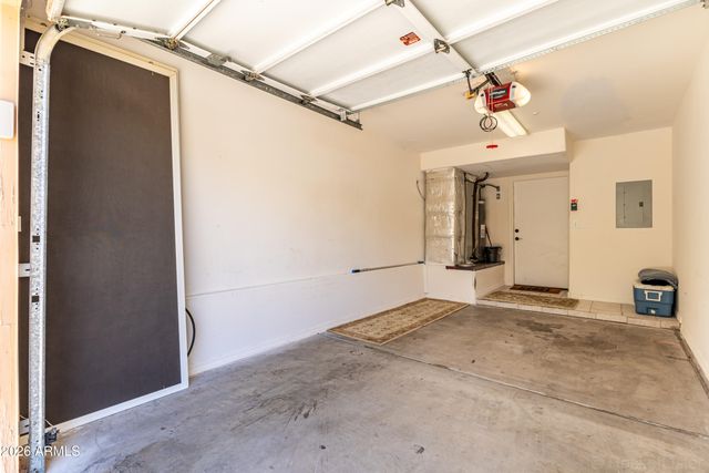 13022 N MOUNTAINSIDE Drive B, Fountain Hills, AZ 85268