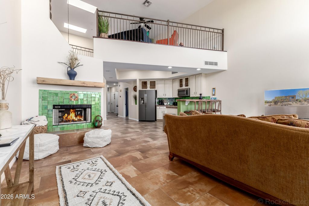 13022 N MOUNTAINSIDE Drive B, Fountain Hills, AZ 85268 — photo 4