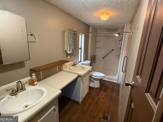 535 Old Stagecoach Road, Carrollton, GA 30116