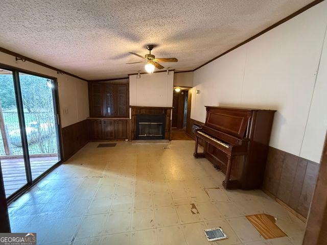 535 Old Stagecoach Road, Carrollton, GA 30116