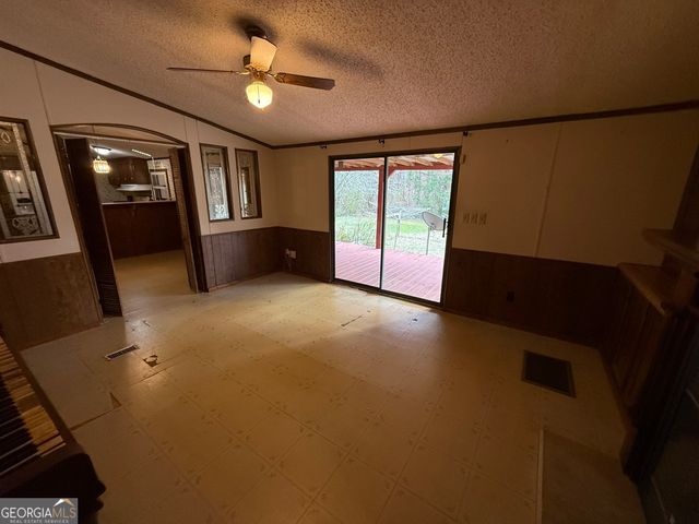 535 Old Stagecoach Road, Carrollton, GA 30116