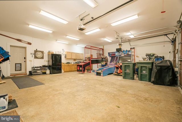 2725 STOCKSLAGER ROAD, Oakland, MD 21550
