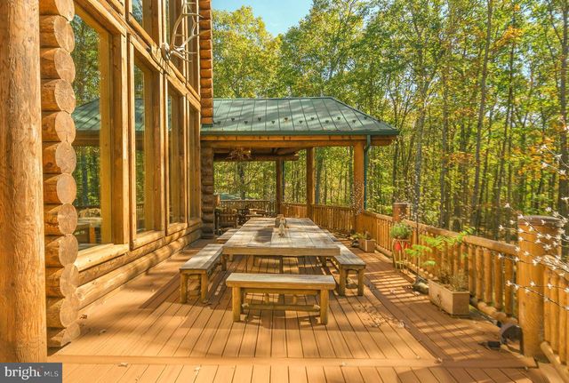 2725 STOCKSLAGER ROAD, Oakland, MD 21550