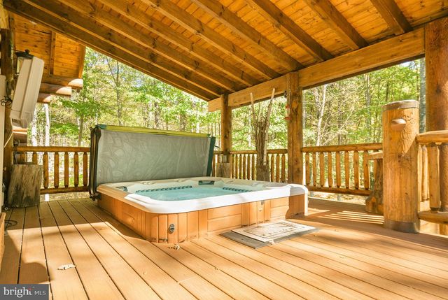 2725 STOCKSLAGER ROAD, Oakland, MD 21550