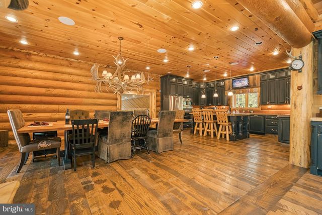2725 STOCKSLAGER ROAD, Oakland, MD 21550