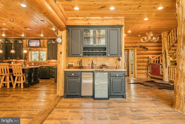 2725 STOCKSLAGER ROAD, Oakland, MD 21550