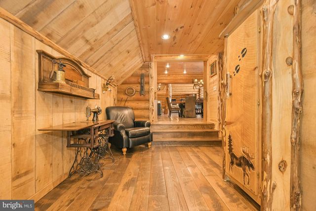 2725 STOCKSLAGER ROAD, Oakland, MD 21550