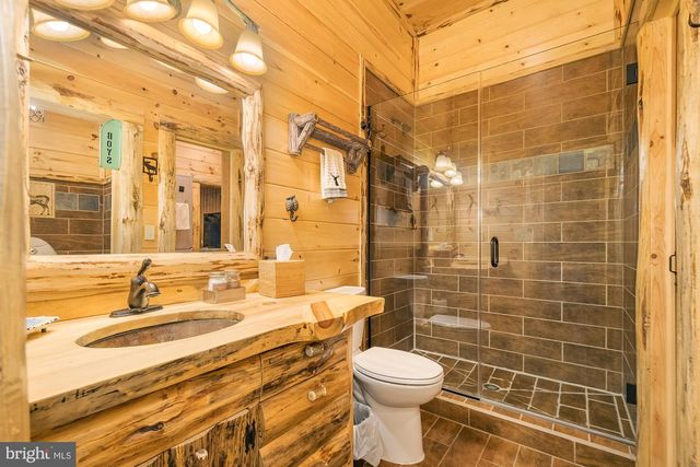 2725 STOCKSLAGER ROAD, Oakland, MD 21550