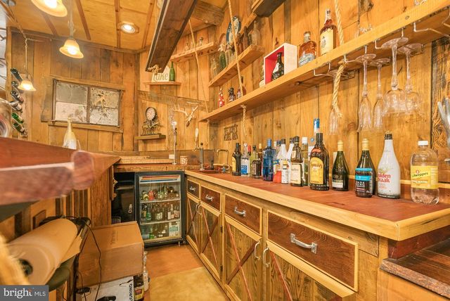 2725 STOCKSLAGER ROAD, Oakland, MD 21550