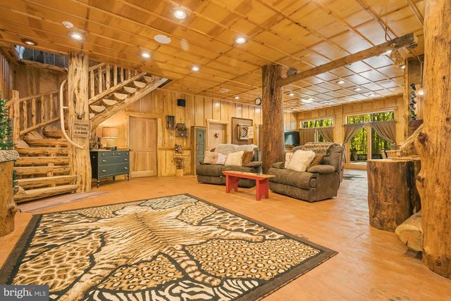 2725 STOCKSLAGER ROAD, Oakland, MD 21550