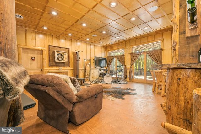 2725 STOCKSLAGER ROAD, Oakland, MD 21550