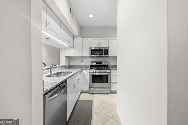 240 Renaissance Parkway NE APT 211, Atlanta, GA 30308