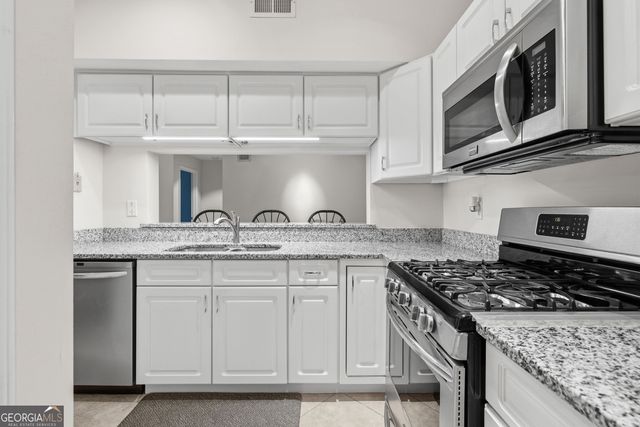 240 Renaissance Parkway NE APT 211, Atlanta, GA 30308