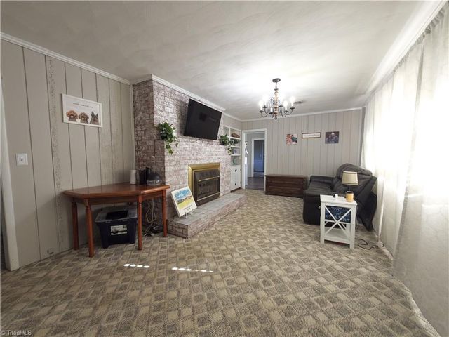 660 Shoals Road, Pinnacle, NC 27043