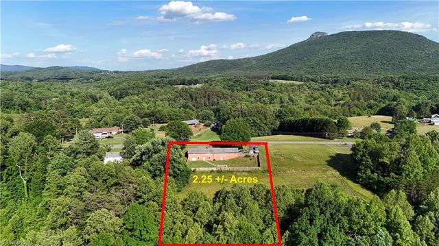 660 Shoals Road, Pinnacle, NC 27043