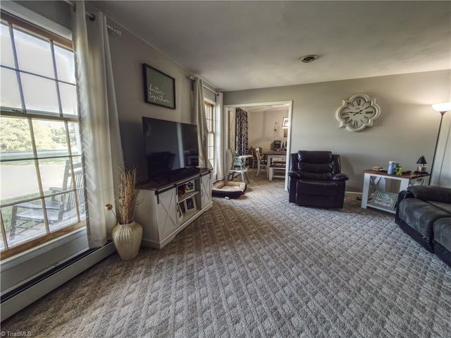 660 Shoals Road, Pinnacle, NC 27043