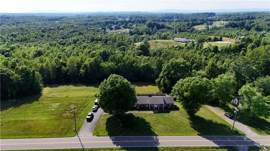 660 Shoals Road, Pinnacle, NC 27043