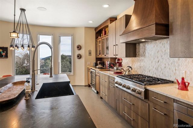 16118 Mountain Bluebird Way, Morrison, CO 80465