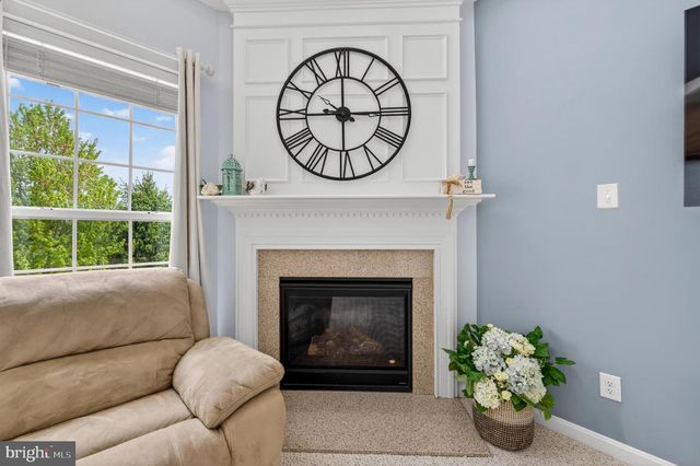 8617 CASCADE RD, Breinigsville, PA 18031