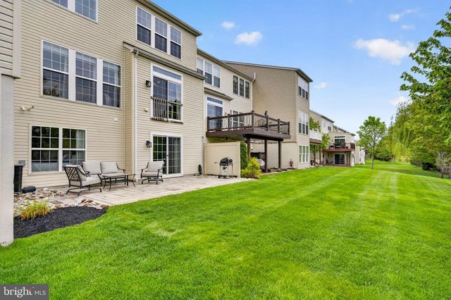 8617 CASCADE RD, Breinigsville, PA 18031