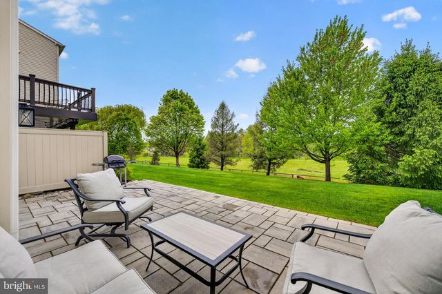8617 CASCADE RD, Breinigsville, PA 18031