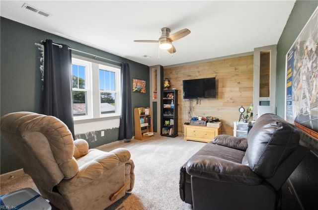 408 Wenger RD, Chesapeake, VA 23322
