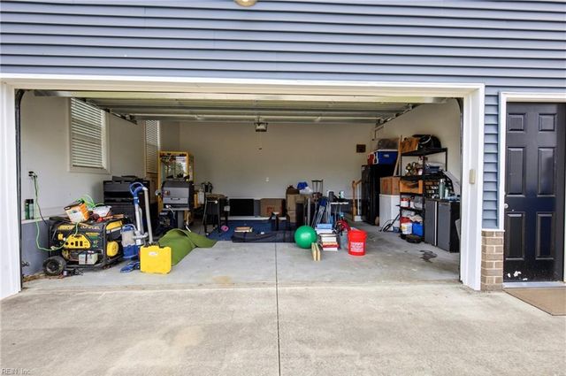 408 Wenger RD, Chesapeake, VA 23322