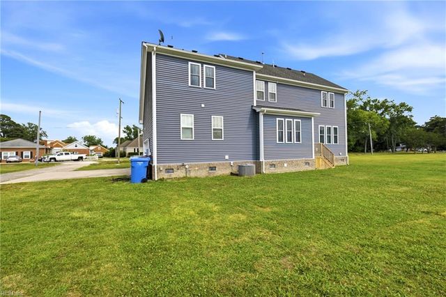 408 Wenger RD, Chesapeake, VA 23322